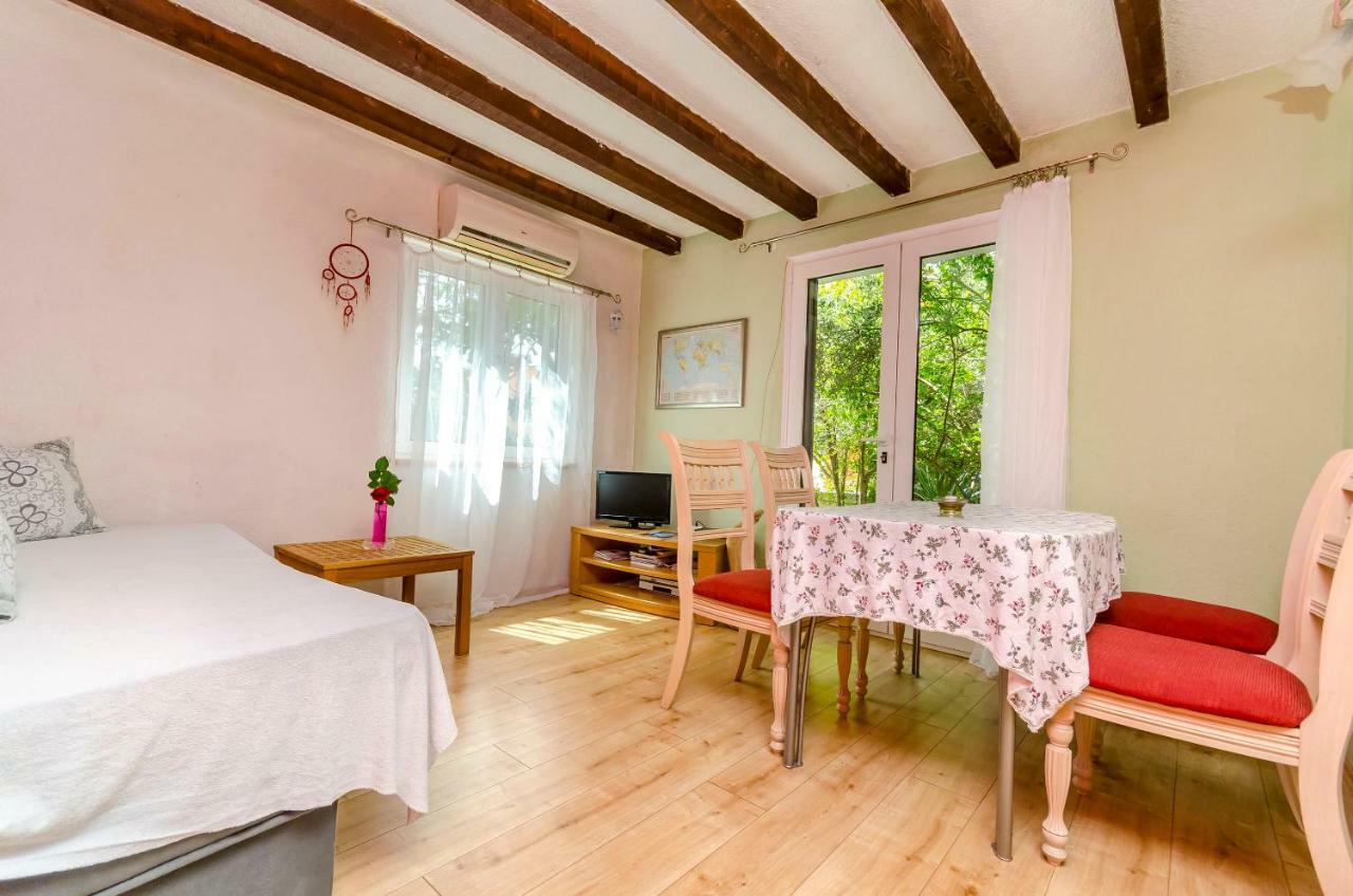 Apartment Dory Трогир Экстерьер фото
