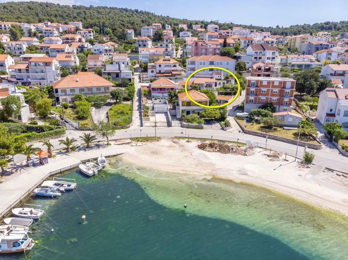 Apartment Dory Трогир Экстерьер фото